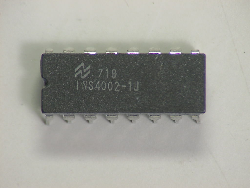 INS4002-1J 718.jpg