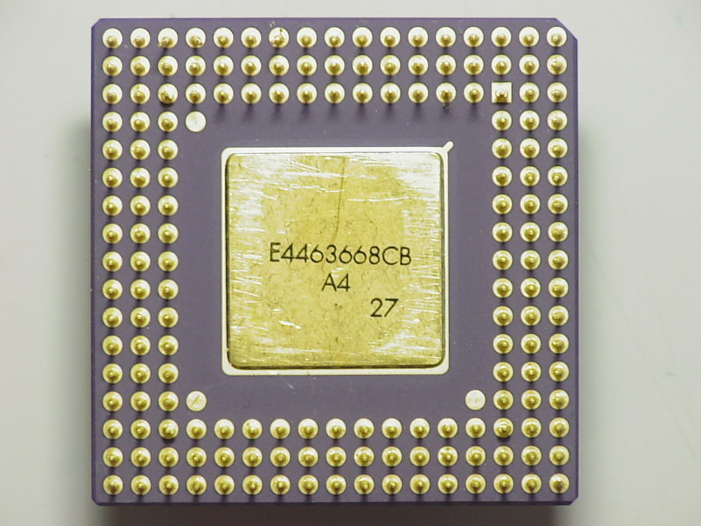 SU003b.jpg