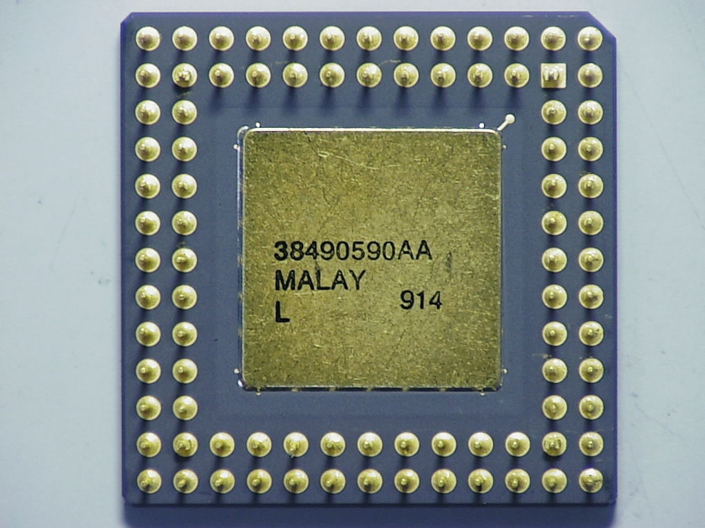 A80376ATT Q0111 ESb.jpg