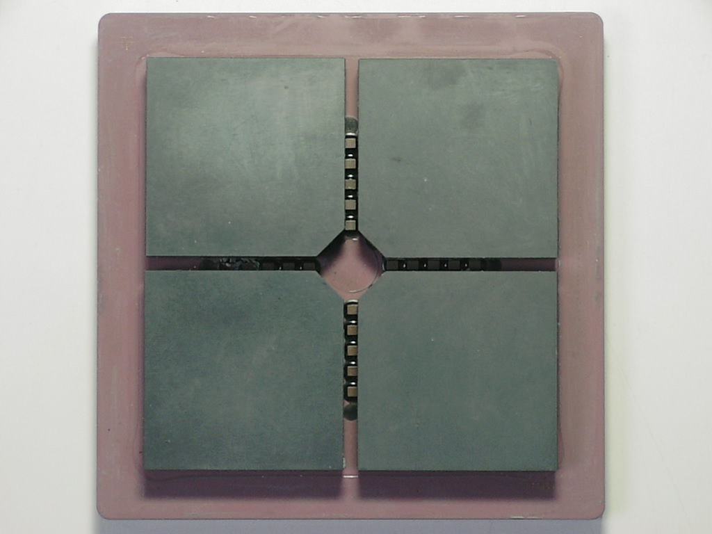 IBM Power 4 MCM 44P4719.jpg