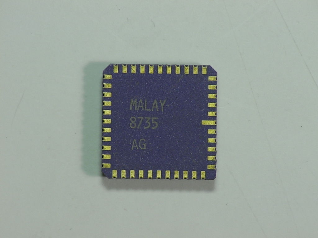 R8751Hb.jpg