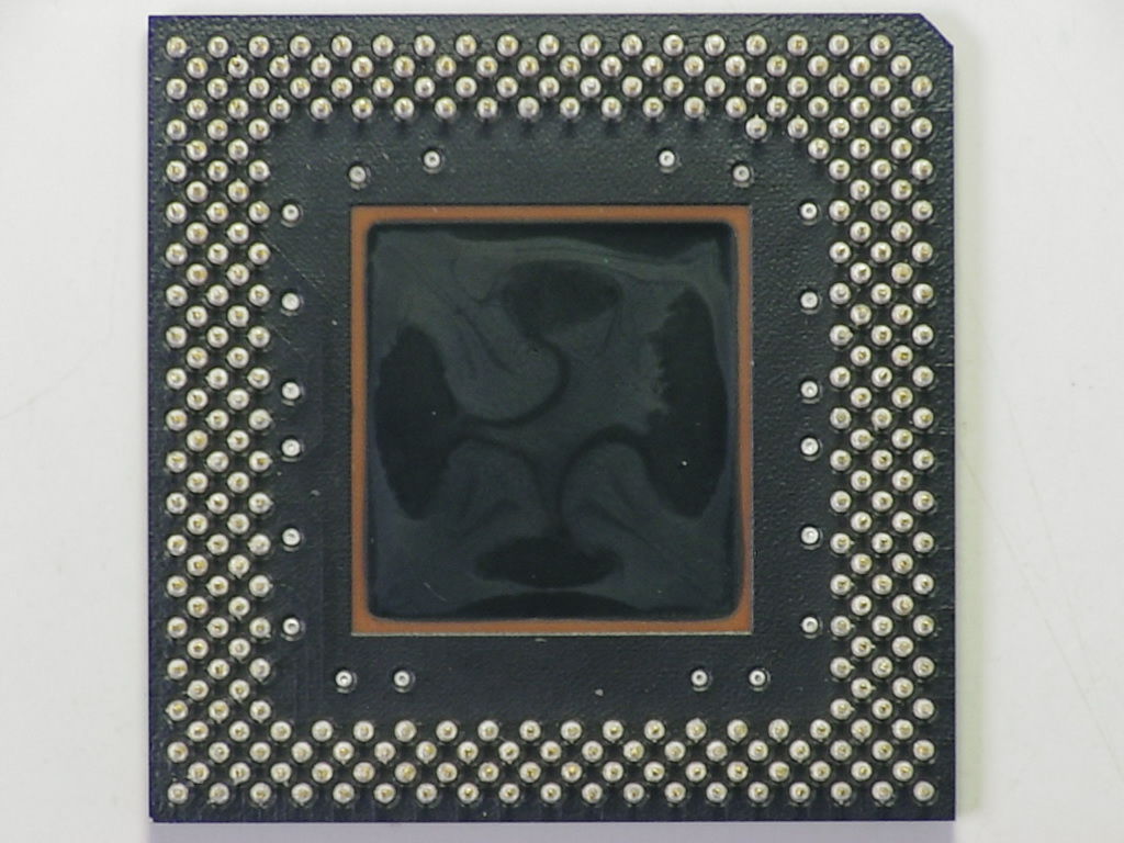 Pentium MMX MECH SAMPLEb.jpg