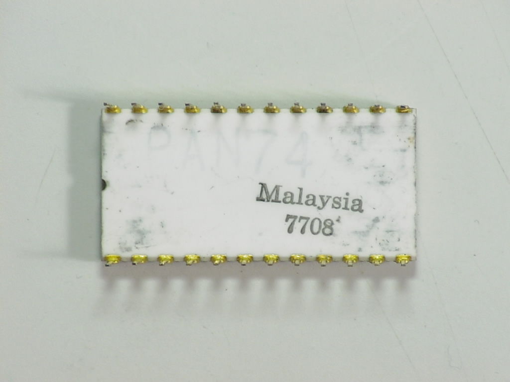 HC2708 582A4b.jpg