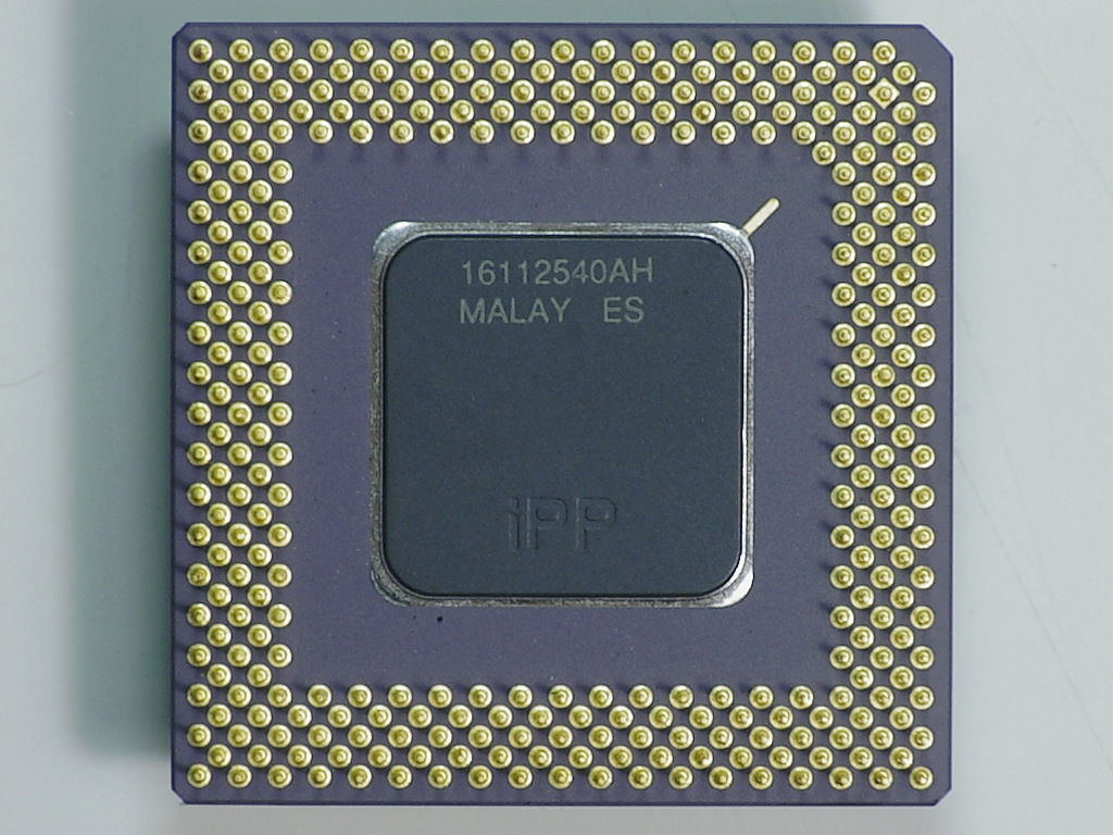 SU121 L6323082b.jpg