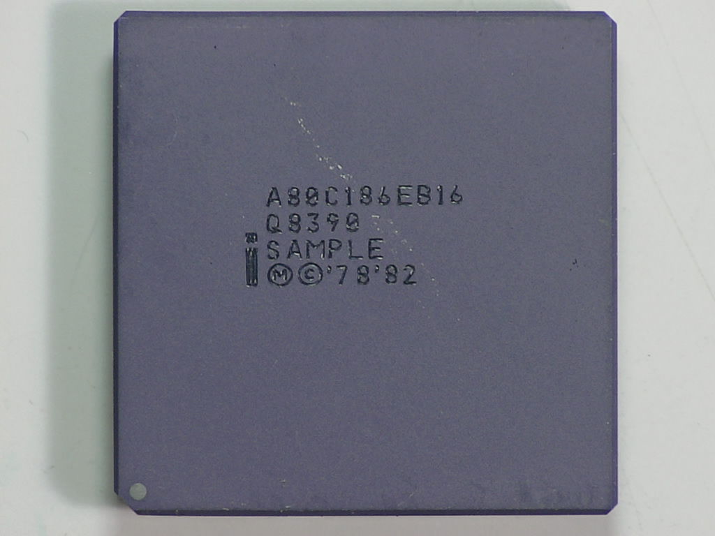A80C186EB16 Q8390.jpg