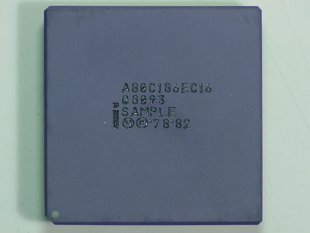 A80C186EC16 Q8093.jpg