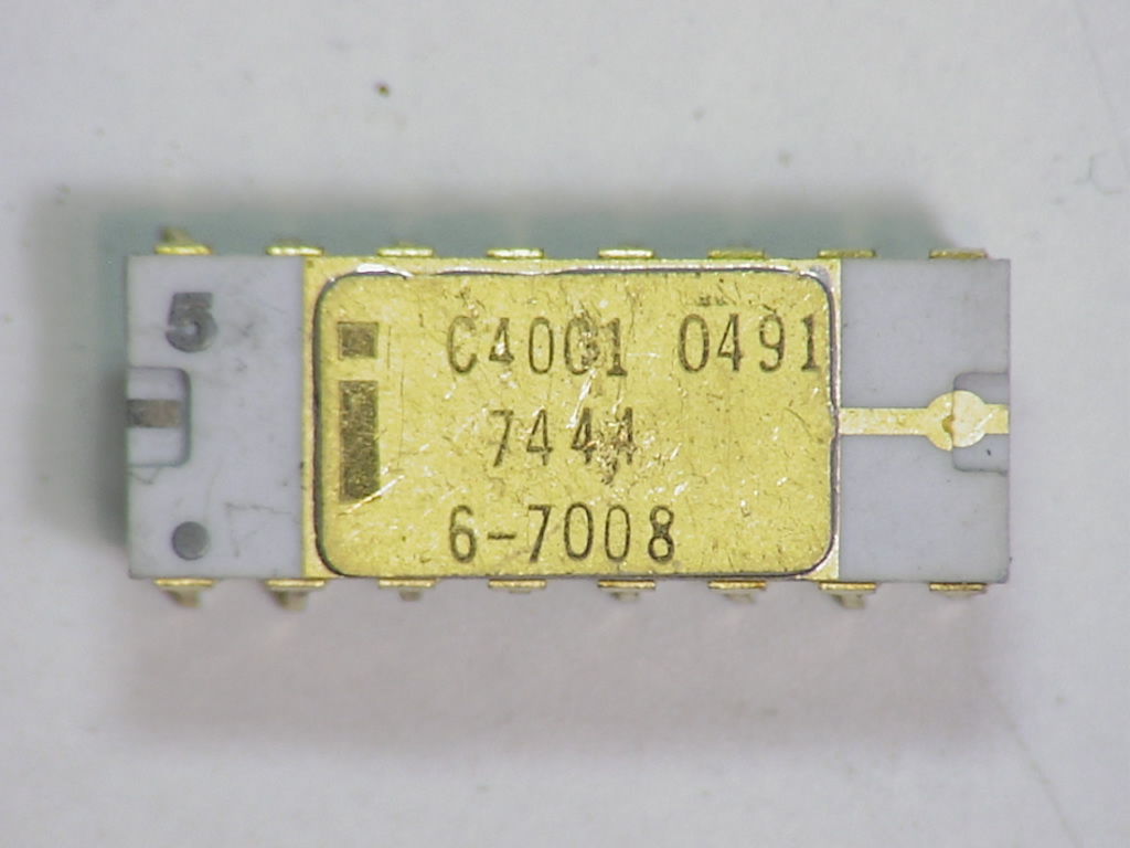 C4001 0491 7444 6-7008.jpg