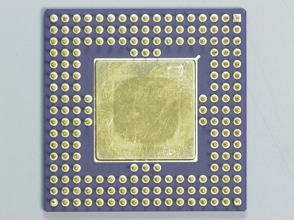 CL 950J ESb.jpg