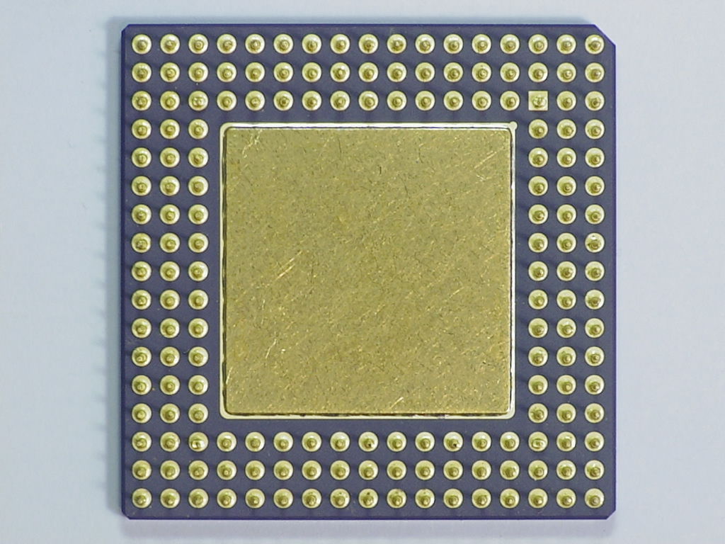 SM486DX33 1702b.jpg